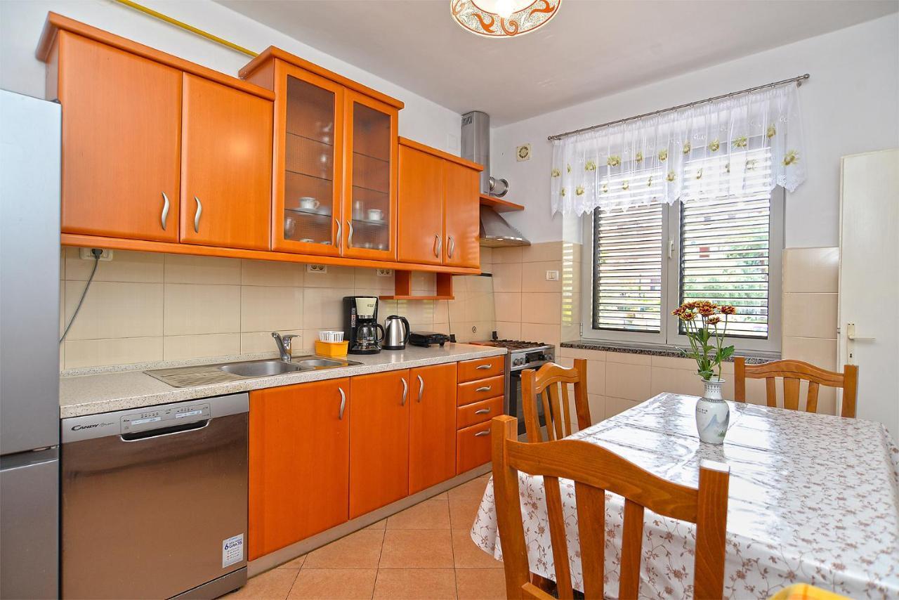 Snezana 2265 Apartment