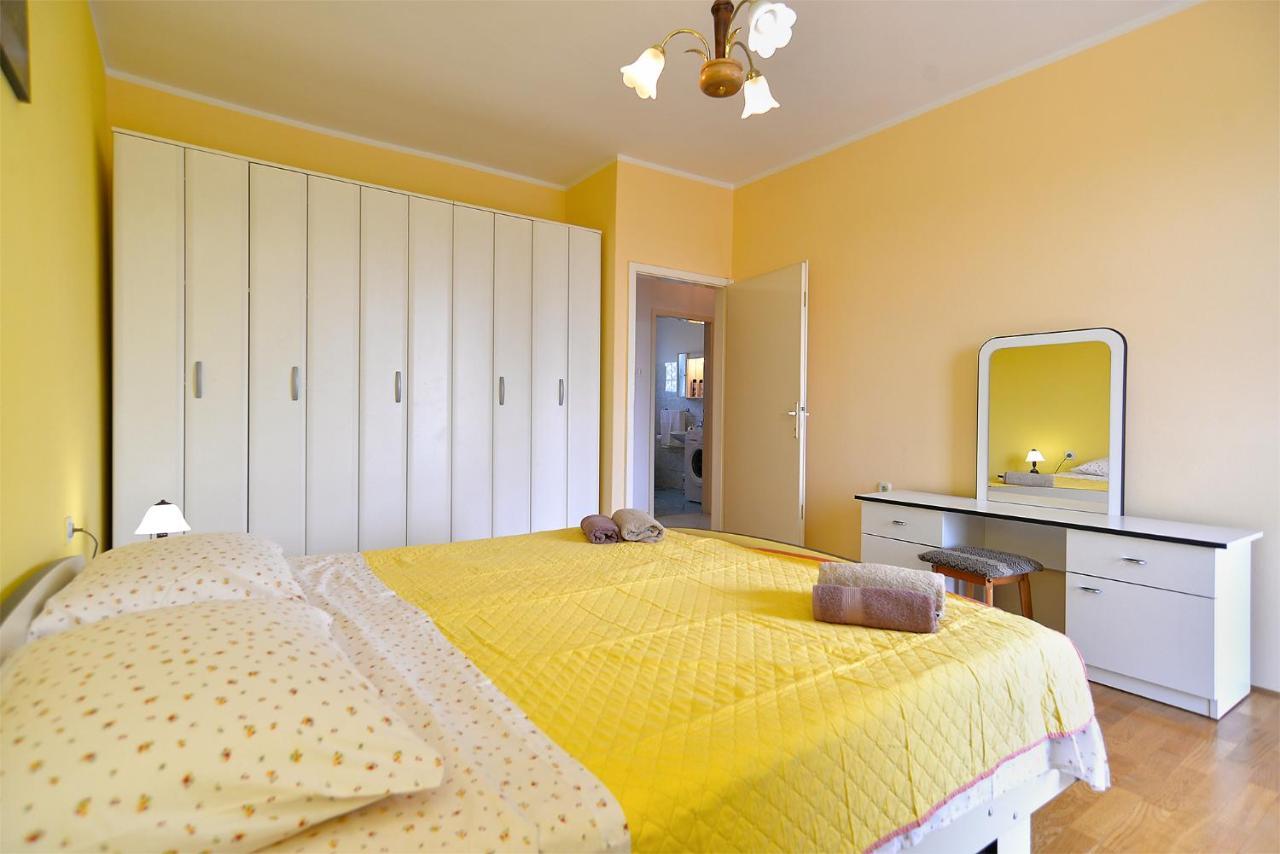Apartment Snezana 2265