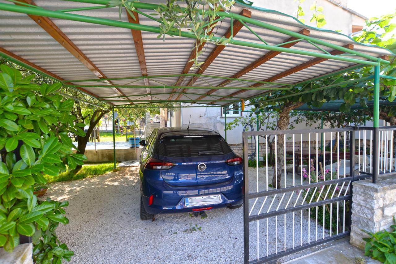 Apartment Snezana 2265
